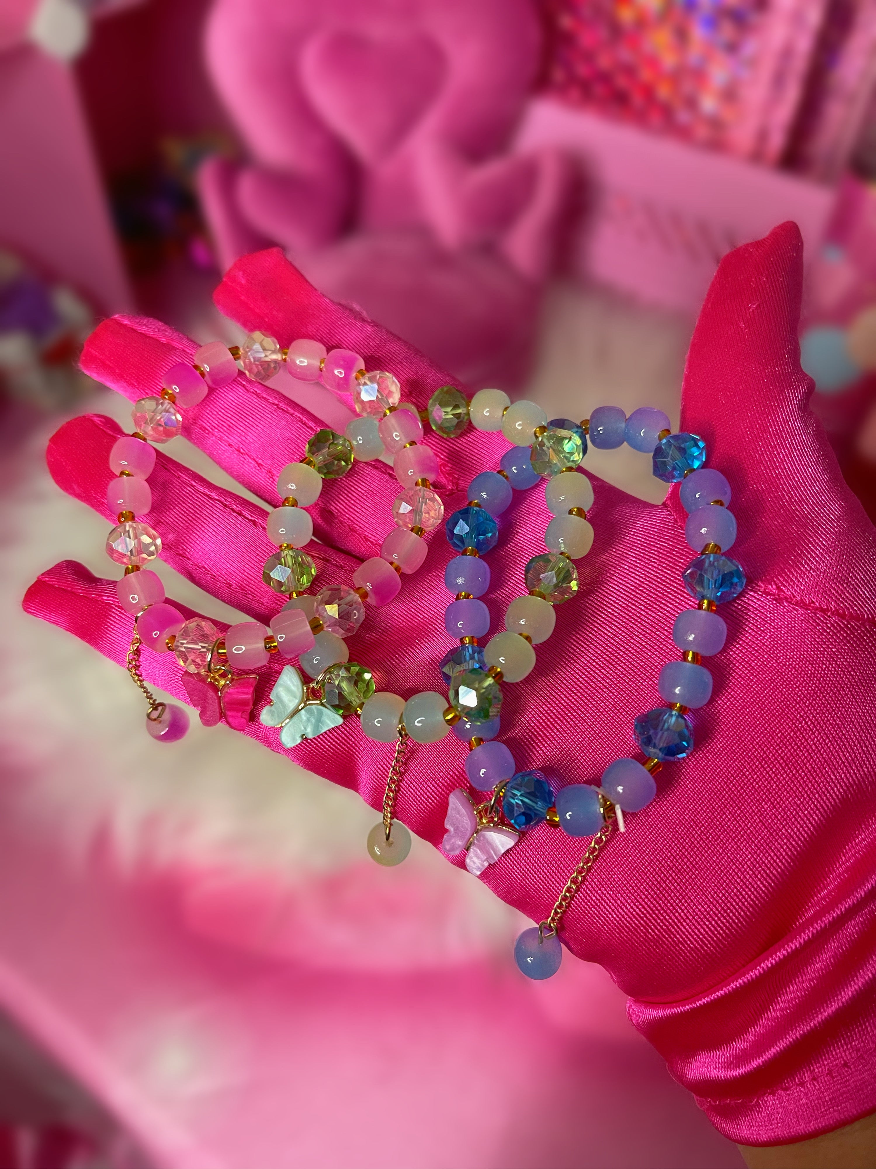 Planet crystal beads bracelet, Women's Fashion, Jewelry & Organisers,  Bracelets on Carousell
